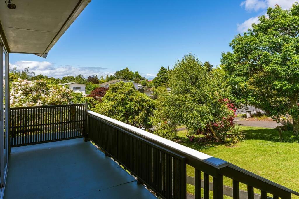 Classic Bach Taupo Exterior foto