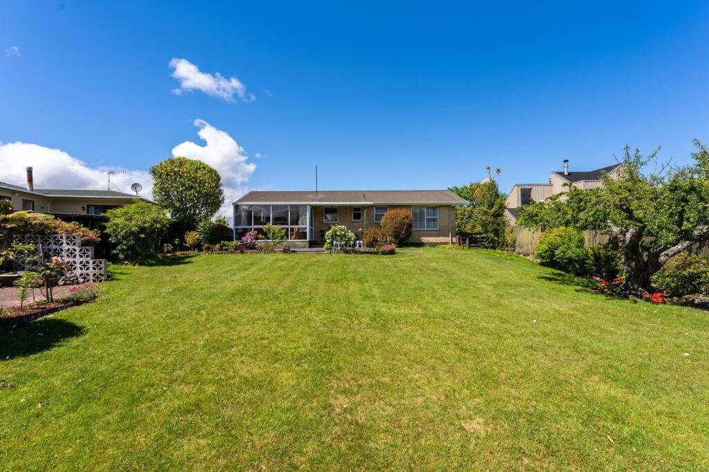 Classic Bach Taupo Exterior foto